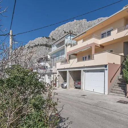 Sladana * Omiš